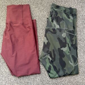 Old Navy women’s power sculpt maternity Burgundy & Green Camo Leggings 2-Pack